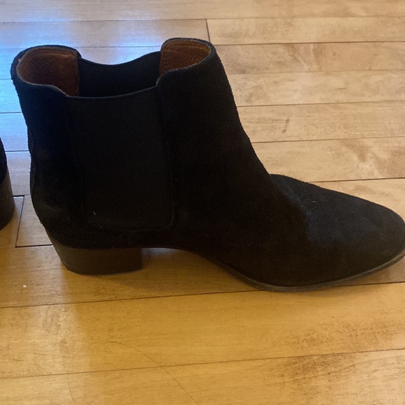 Frye Suede Chelsea Boot - Picture 4 of 8